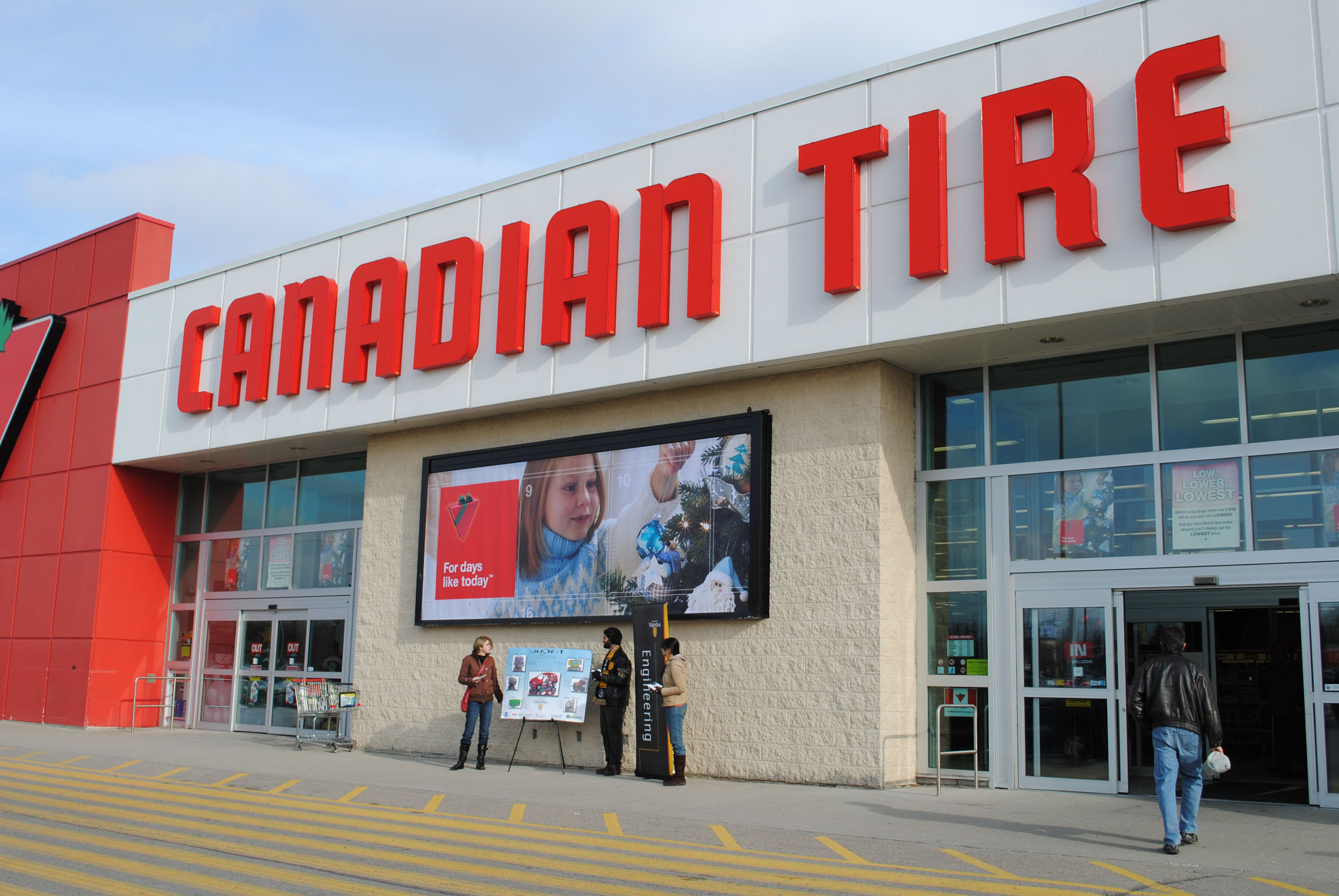 canadian tire employee scholarship program